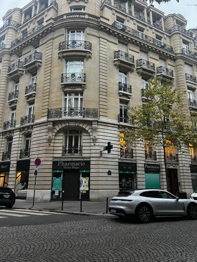 Sous Les Toits De Paris Trocadero Apartment Luaran gambar